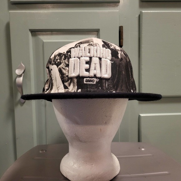 The Walking Dead TWD 2015 AMC All Over Print AOP Snapback Hat Cap OSFM VERY RARE - Picture 3 of 16